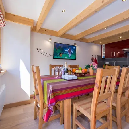 Sainte-foy-l'argentiere Sleeps 5 Chamonix