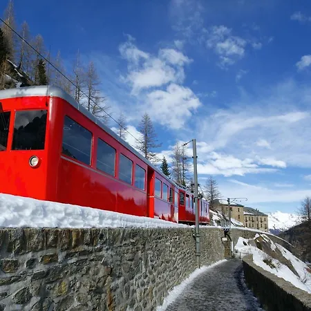 Sainte-foy-l'argentiere Sleeps 5 Chamonix