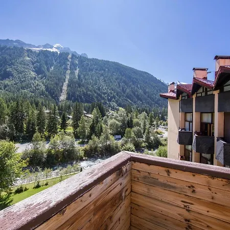Sainte-foy-l'argentiere Sleeps 5 * Chamonix